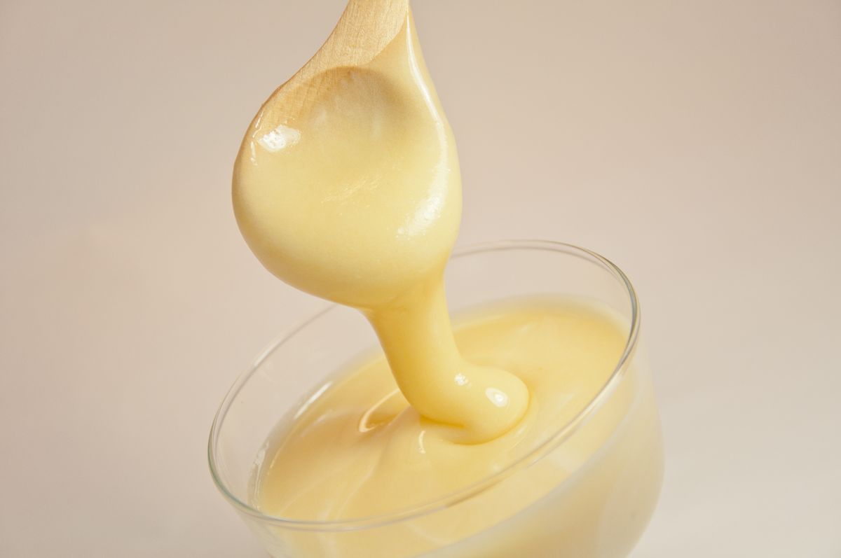 Мед с маточным молочком: полезные свойства и противопоказания, как отличить подделку?